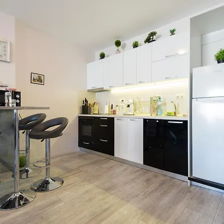 La Luxury Златни пясъци