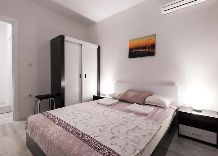 La Luxury * Golden Sands